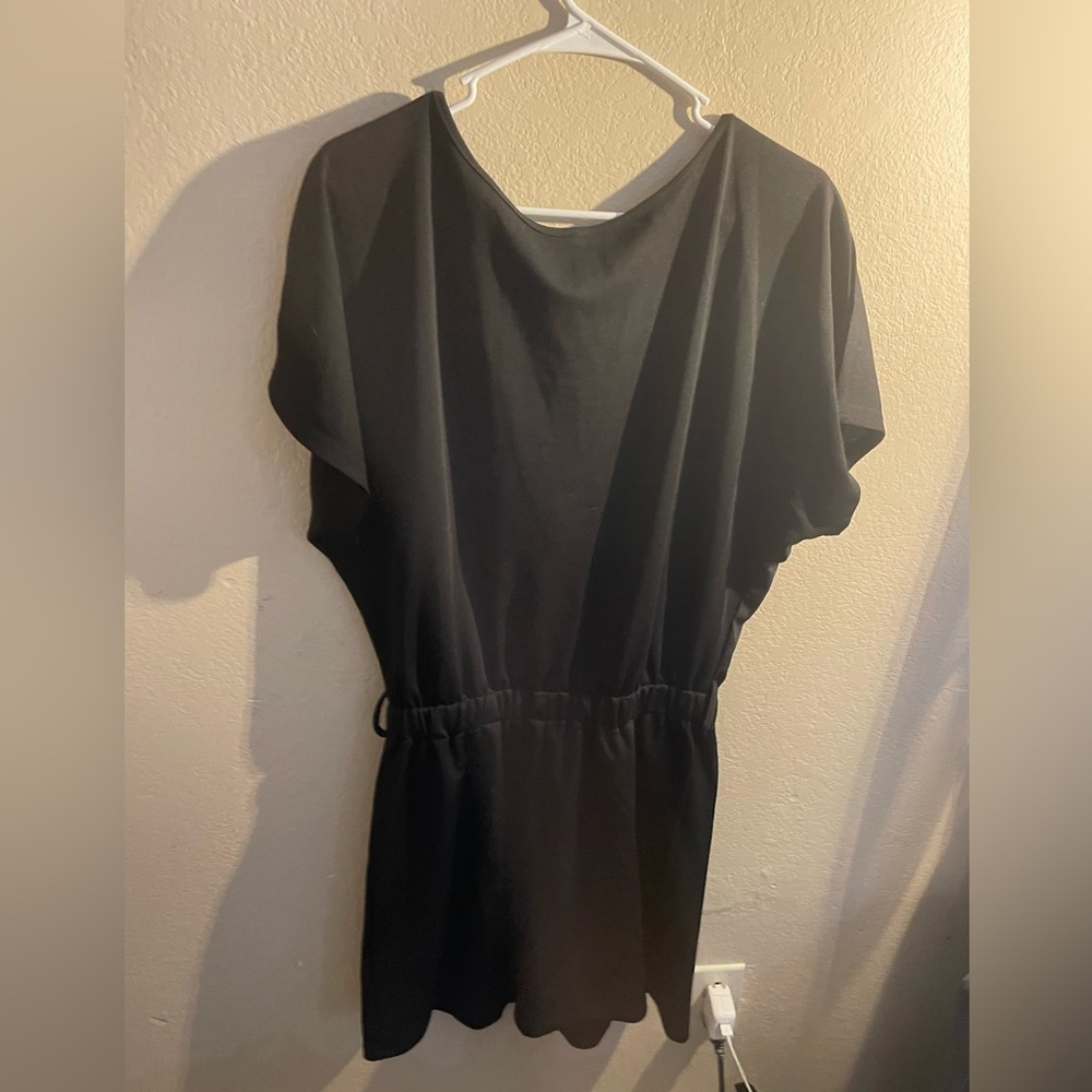 Kirundo Womens black one piece short outfit -(Missing Belt) Size Large-NWT